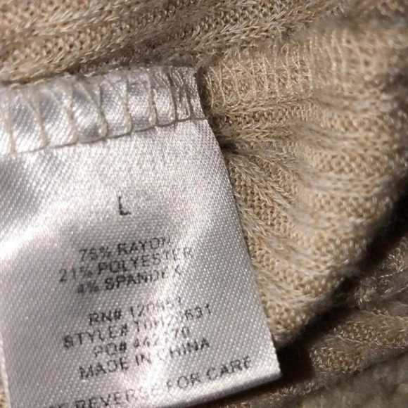 Hippie Rose size large tan thermal long sleeve top - Picture 5 of 5